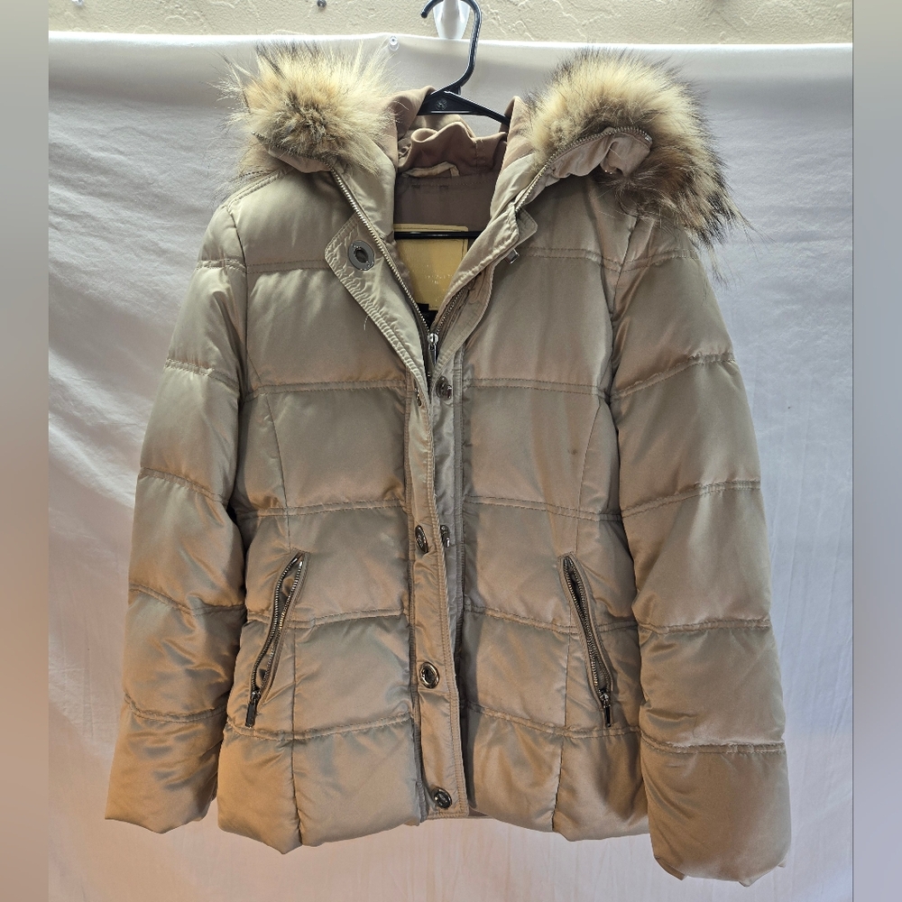 COACH Down Puffer Coat Coyote Trim Hood Women's Size Medium Beige Jacket - Picture 1 of 6